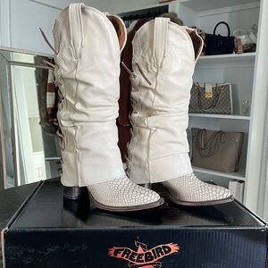 Freebird Jules White Snake